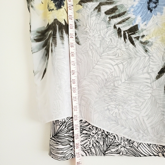 2/$35 Cleo Sheer Layered Tropical Print Summer Top Size M EUC - Picture 10 of 15